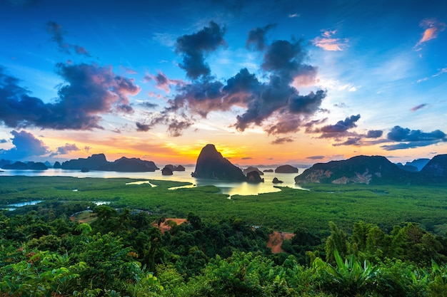 Free photo samet nangshe viewpoint at sunrise in phang nga, thailand.