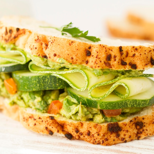 Free Photo sandwich with cucumber close-up