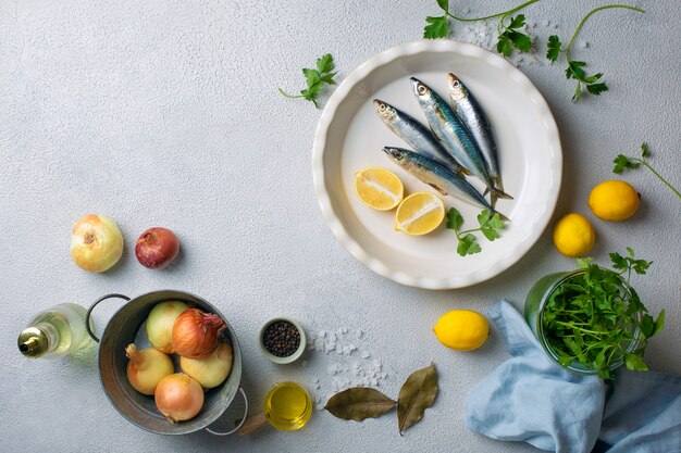 Seafood cleaning process in the kitchen