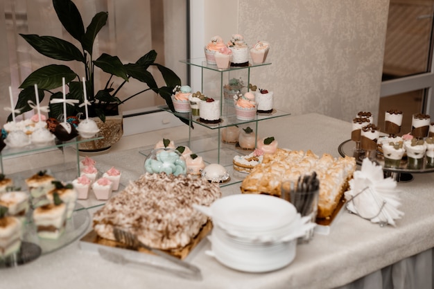 Free photo served bar table with a variety of sweets