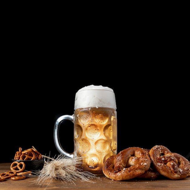 Free photo set of bavarian snacks on a table