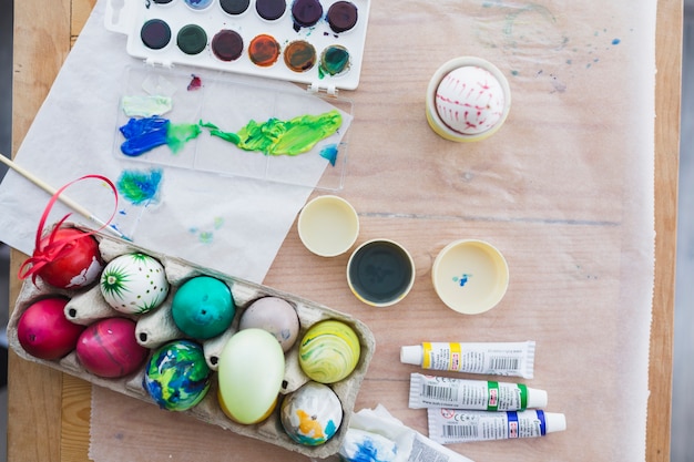 Free photo set for coloring easter eggs