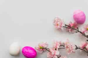 Free photo set of easter eggs and fresh flower branches