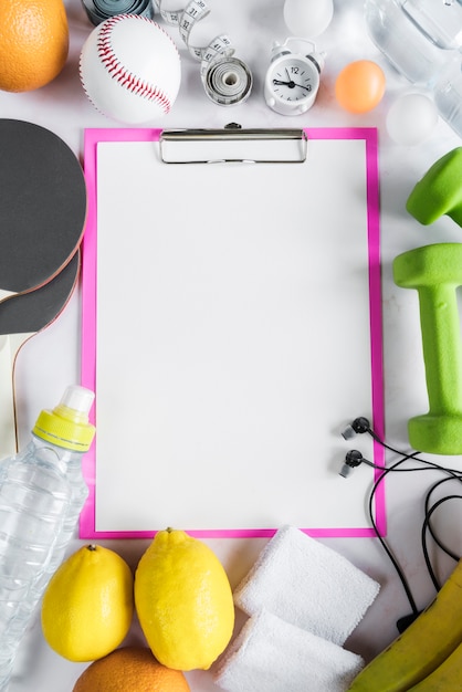 Free photo set of healthy lifestyle objects and clipboard