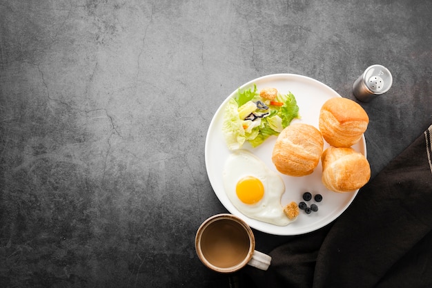 Free Photo set of healthy start breakfast