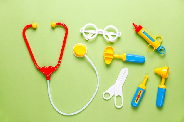 Free photo set of toy medical equipment.