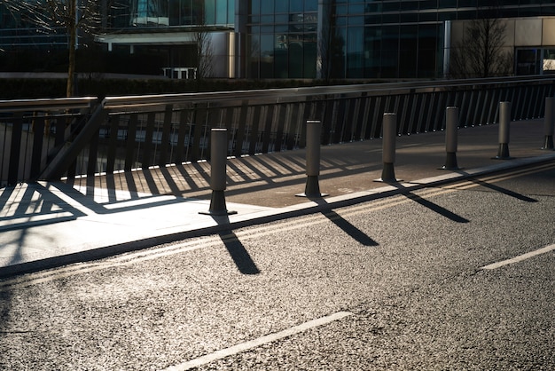 Free Photo shadows made by daylight in the city with architecture