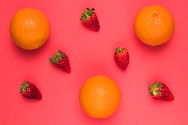 Free photo shiny orange and red ripe strawberry