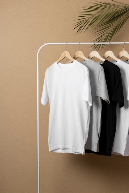 Free photo shirt mockup concept with plain clothing