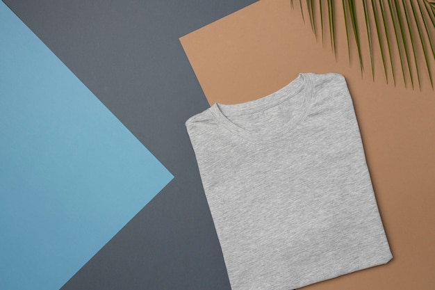 Free photo shirt mockup concept with plain clothing