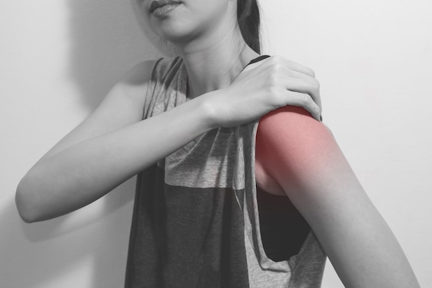 Free photo shoulder pain