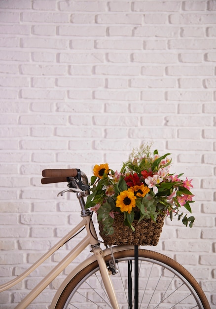 Side view bicycle basket with beautiful flowers