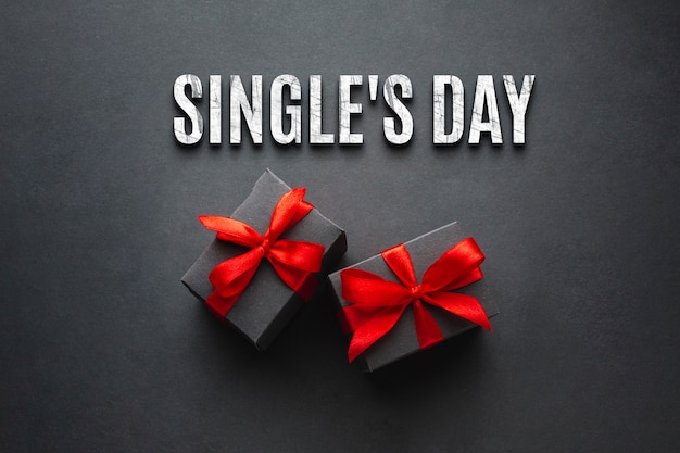 Free photo single's day banner with gifts