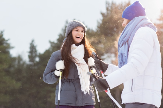 Free Photo skiing couple