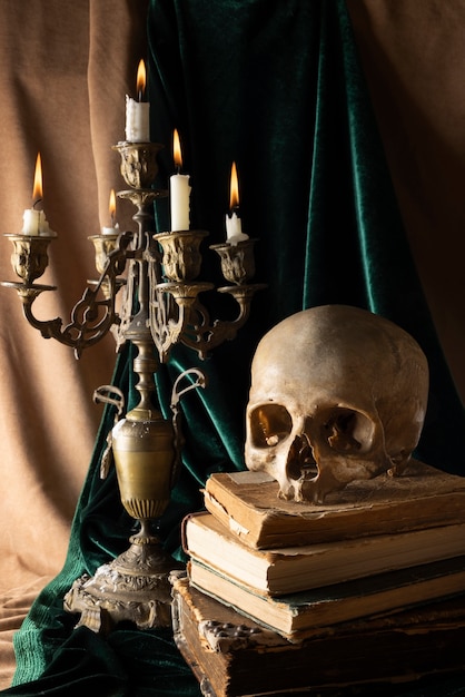 Free photo skull indoors arrangement still life