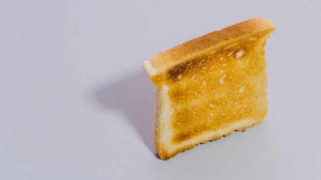 Free photo slice of toasted bread