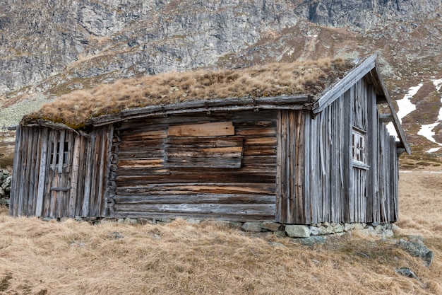 Free Photo small building in norway mountain.