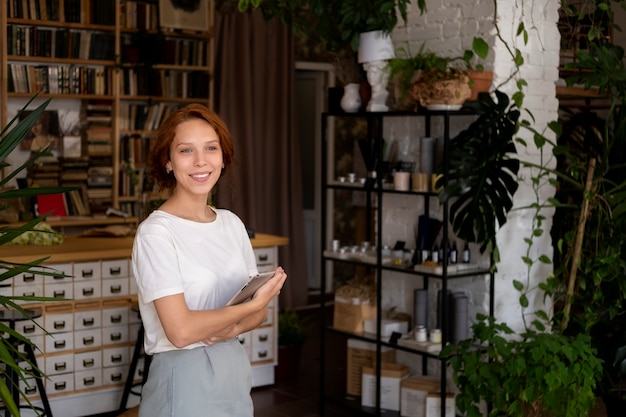 Free photo small business manager in her workshop