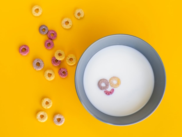 Smiley face in a bowl made with cereals