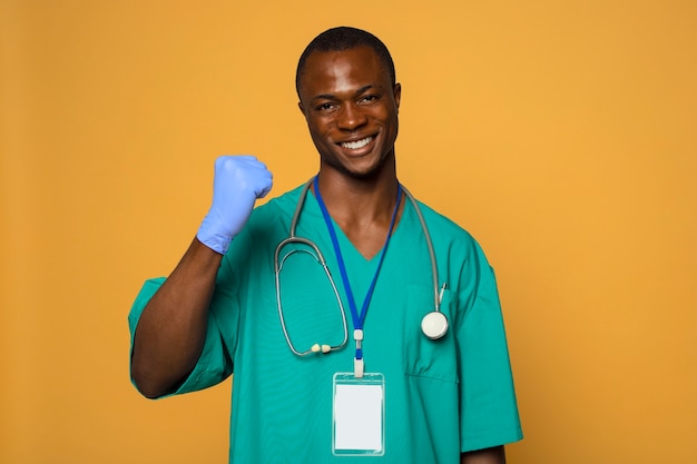 Smiley man with stethoscope front view