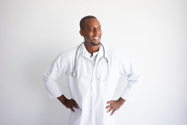 Free photo smiling handsome young african american male doctor.