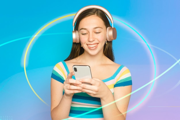 Free Photo smiling woman streaming music with smartphone digital remix