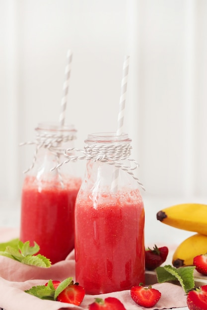 Smoothie drink with strawberries