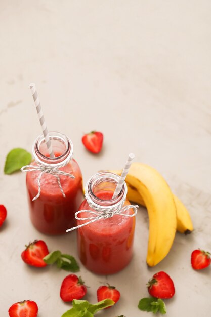 Smoothie drink with strawberries