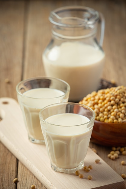 Free photo soy milk, soy food and beverage products food nutrition concept.