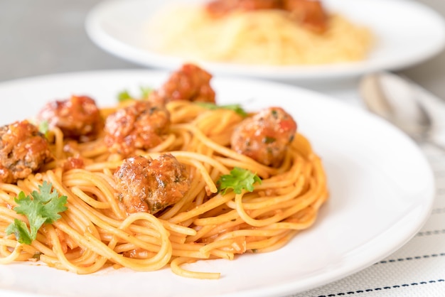 spaghetti and meatballs