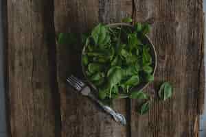 Free photo spinach on the table