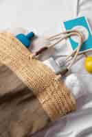 Free photo still life of beach bag ready for travel