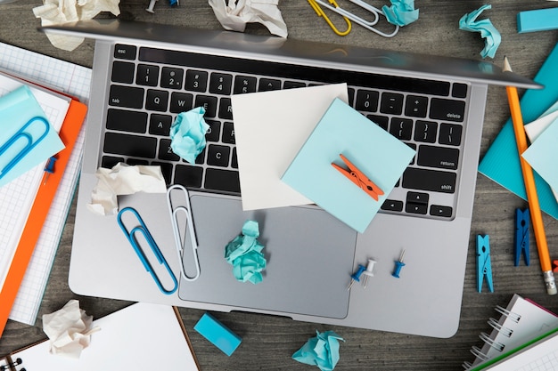 Free photo still life of office desk  mess