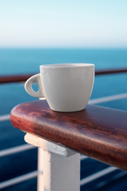 Free photo still life of relaxing coffee cup on terrace