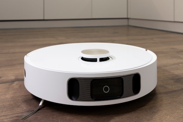 Free photo still life of robotic vacuum