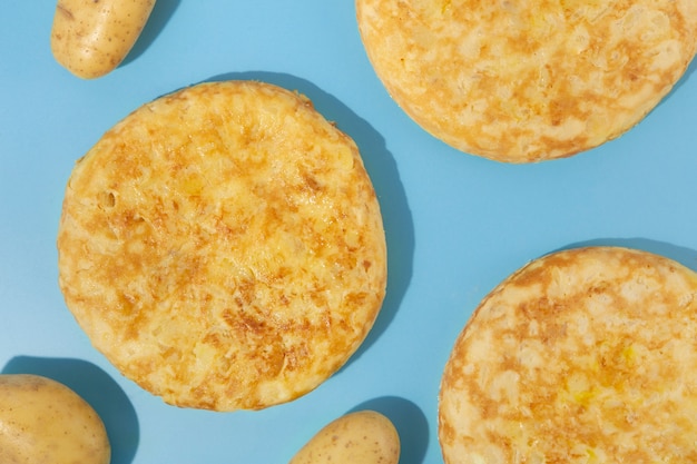 Free Photo still life of spanish tortilla