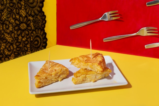 Free photo still life of spanish tortilla