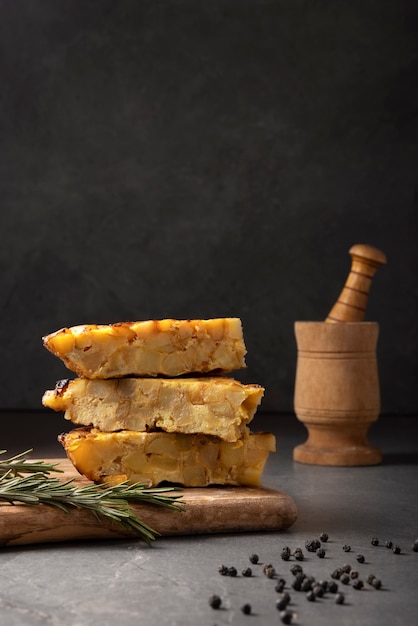 Free photo still life of spanish tortilla