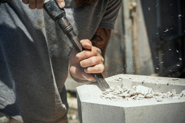 Free photo stonecutter closeup