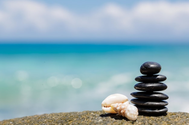 Free photo stones on the beach