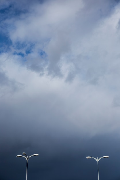 Free Photo streetlight on a cloudy day