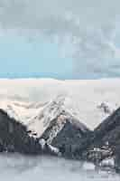 Free photo structural shot of snowy mountain