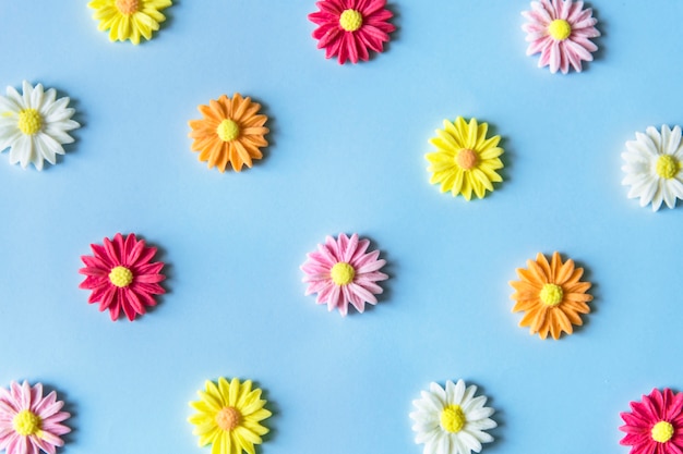 Free Photo sugar flowers in a colorful pattern