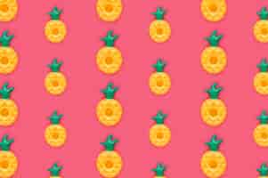 Free photo summer pattern with pineapples