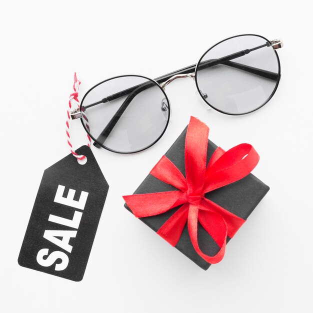 Sunglasses and gift box sale label