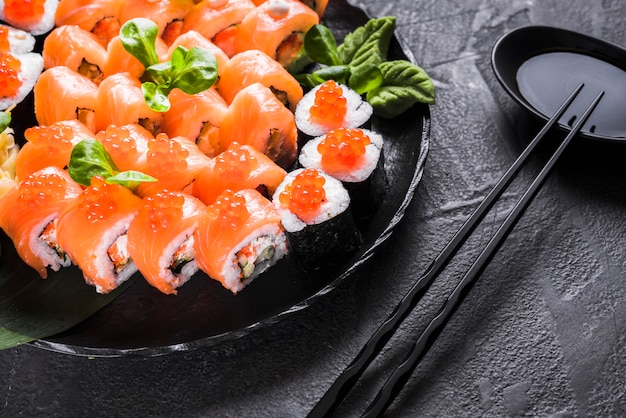 Free photo sushi dish at asian restaurant