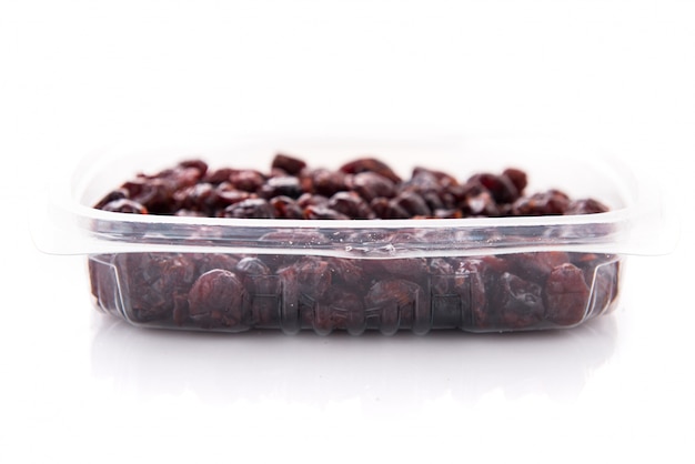 Free photo sweet dehydrated red blueberry