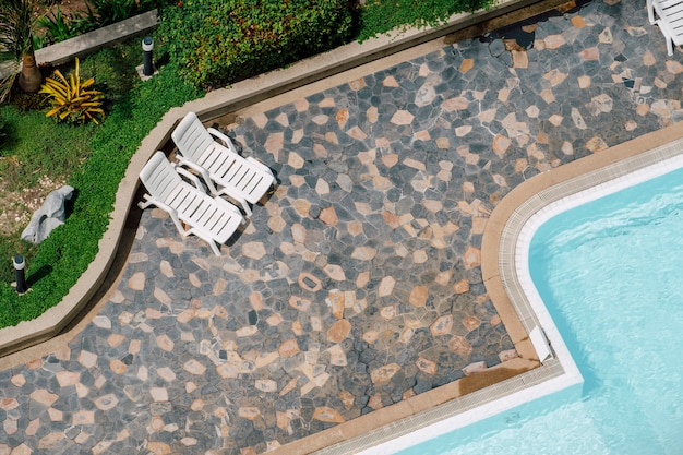 Free photo swimming pool top view