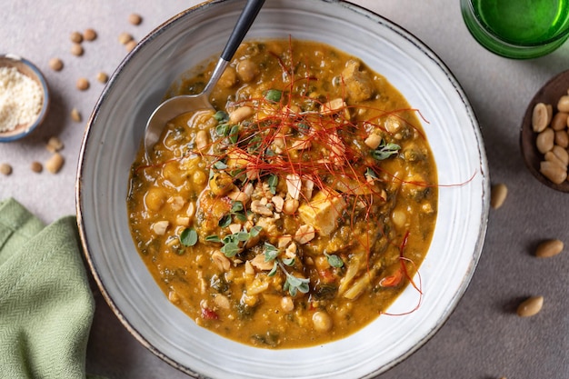 Free photo tasty stew goulash with vegetables and tofu served in bowl