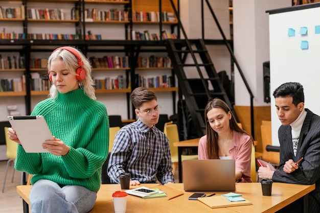 Free Photo team meeting for startups